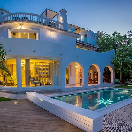 Villa Luxury With Swimming Pool And Jacuzzi Marbella